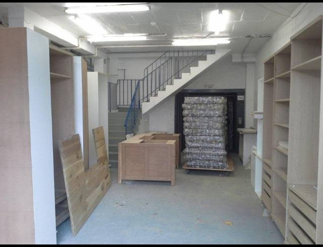 815M² FACTORY TO LET IN RETREAT